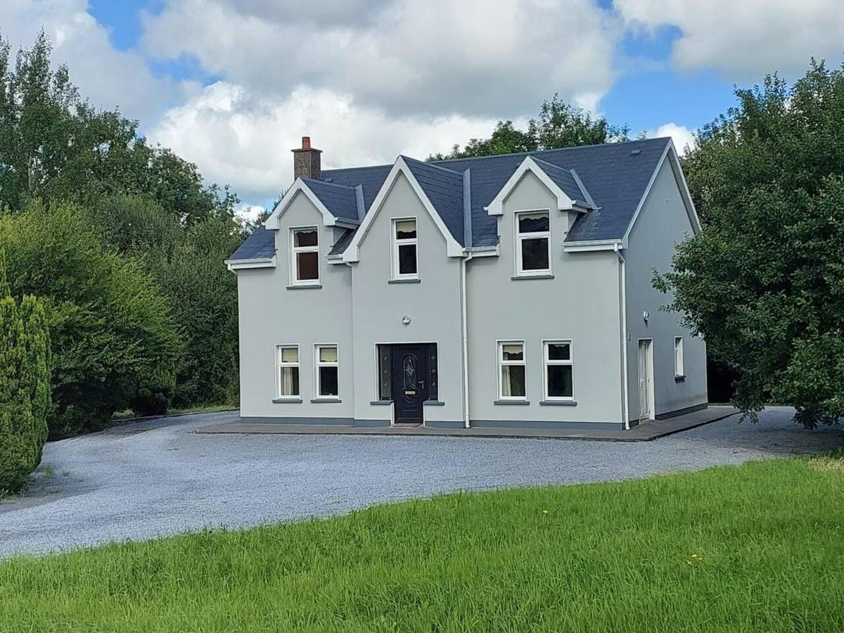 Home In Ennis Exterior foto